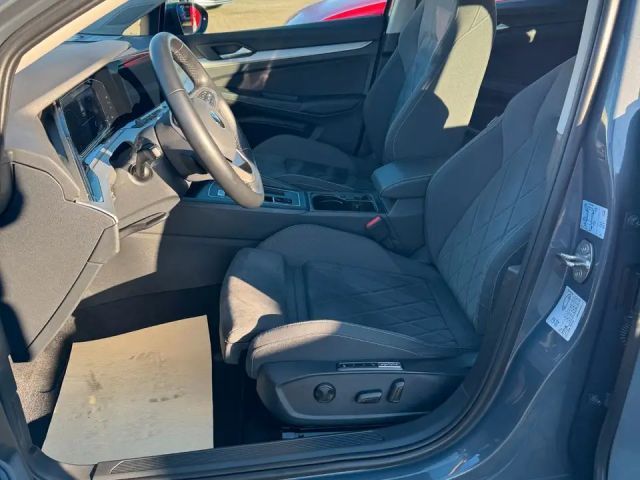 Volkswagen Golf 2.0 TDI Golf VIII Life Variant