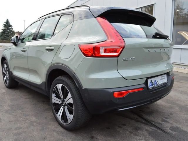 Volvo XC40 AWD Plus Recharge Twin Engine