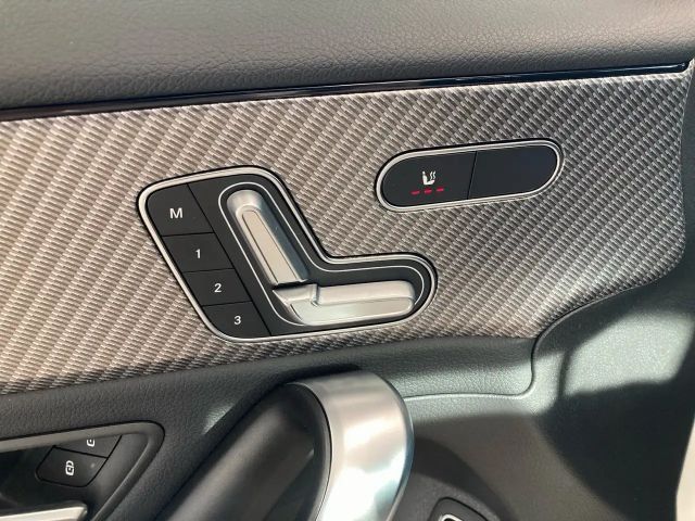 Mercedes-Benz A 200 Progressive