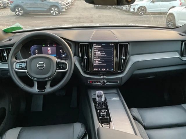 Volvo XC60 Dark Plus