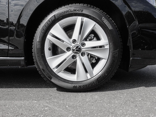 Volkswagen Golf 1.5 TSI