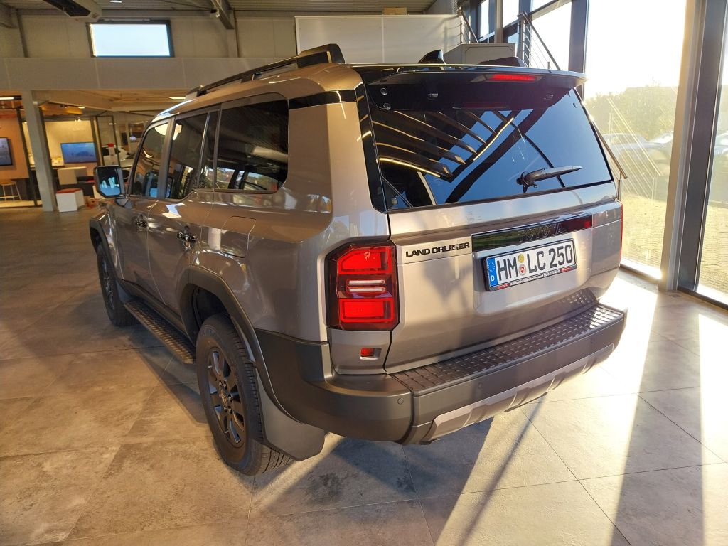 Toyota Land Cruiser 5-deurs Basis