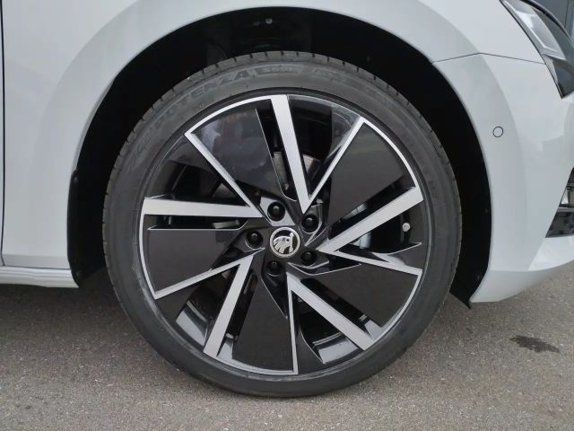 Skoda Superb 2.0 TDI Combi Style Style