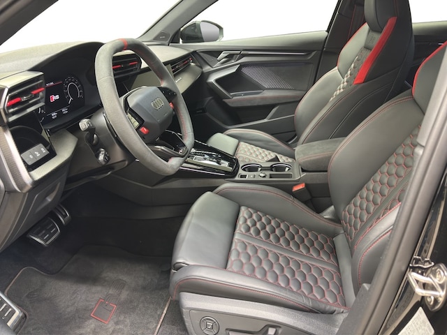 Audi RS3 Quattro S-Tronic Sedan