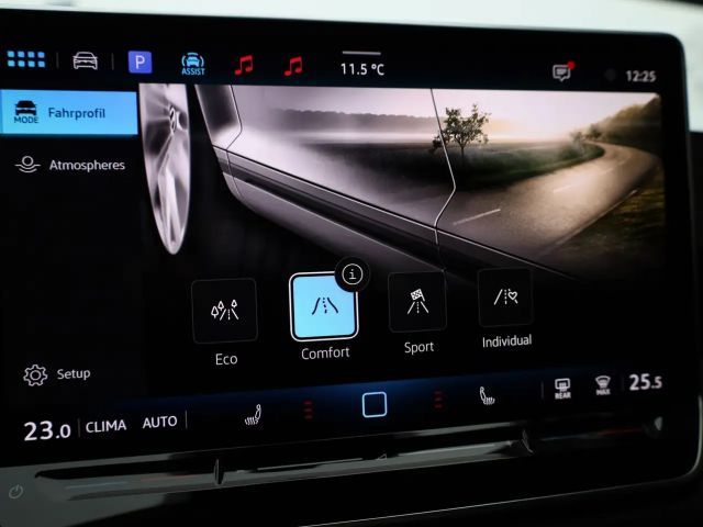 Volkswagen Tiguan 1.5 eTSI Elegance Elegance