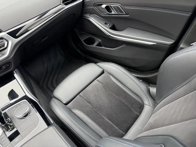 BMW 330 330e Touring xDrive