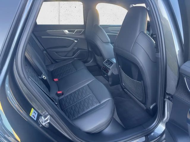 Audi RS6 Avant Performance Quattro S-Tronic