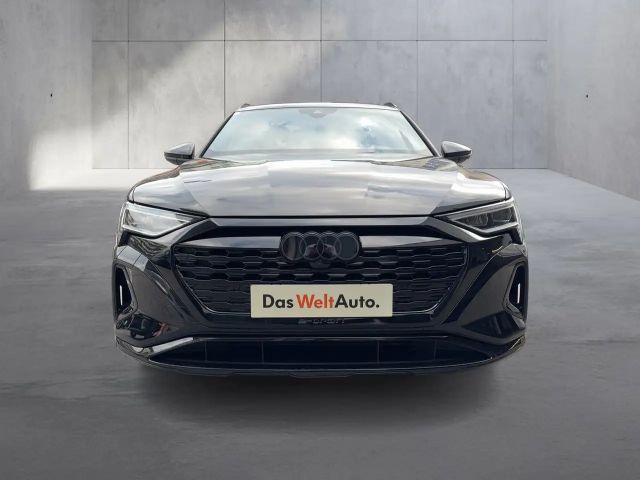Audi Q8 e-tron 55 Business Quattro