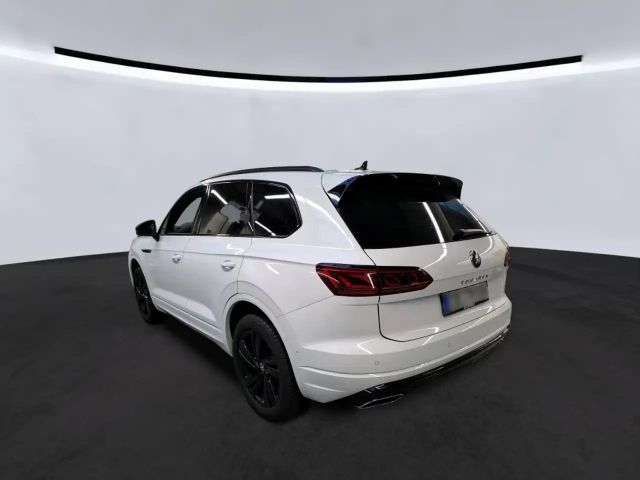 Volkswagen Touareg 4Motion R-Line Style