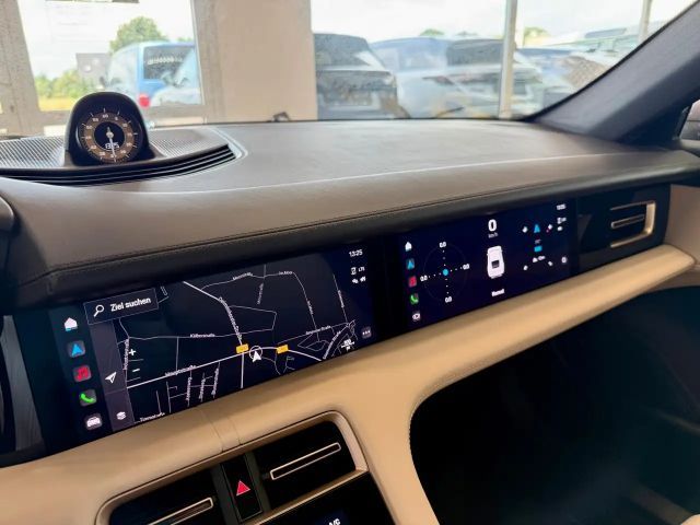 Porsche Taycan Performance Plus