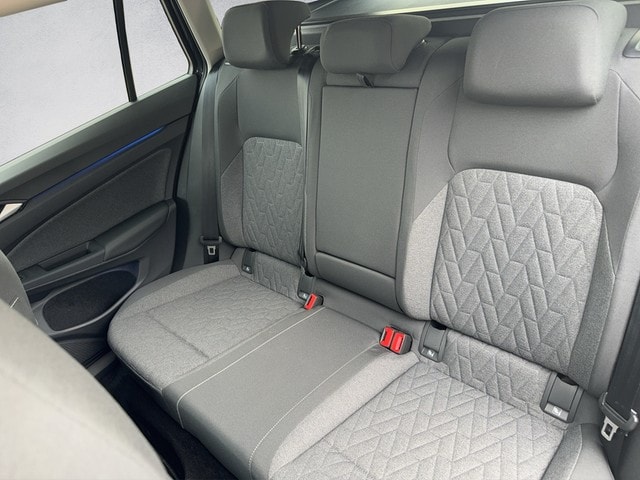 Volkswagen Golf Life Variant