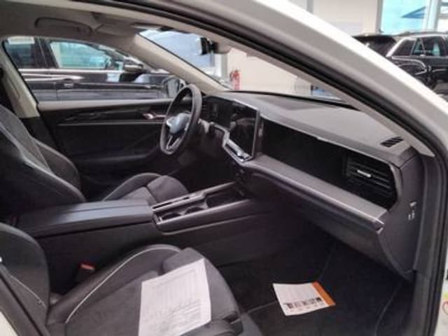 Volkswagen Passat 1.5 eTSI DSG