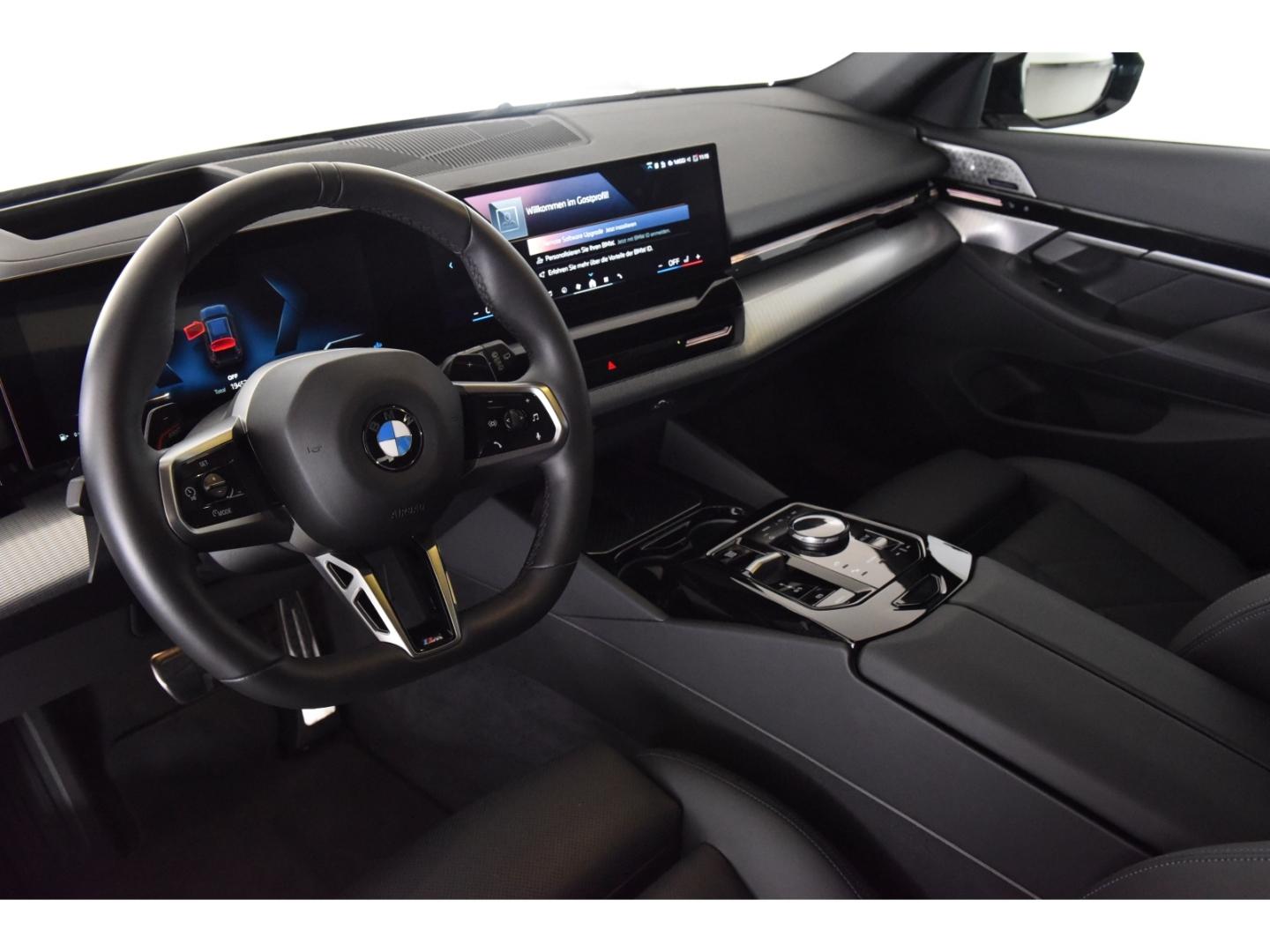 BMW 540 540d M-Sport Touring xDrive