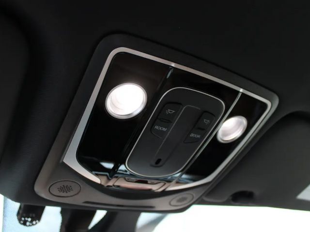 SsangYong Torres 2WD Forest Edition