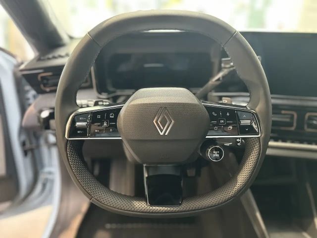 Renault 4 Comfort E-Tech Techno