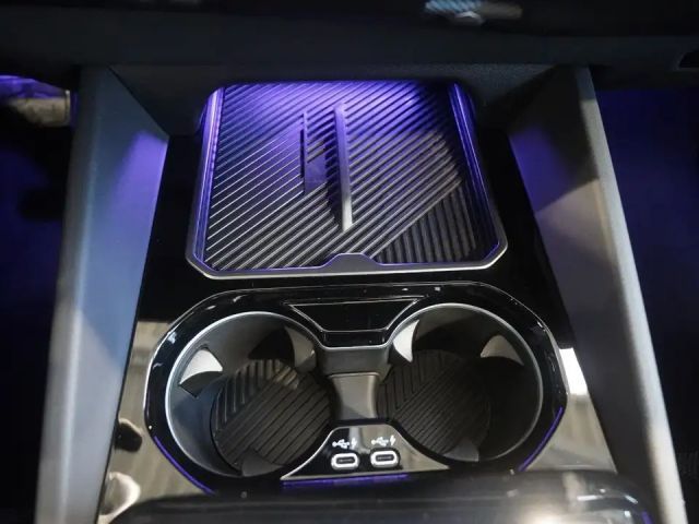 BMW 520 520i M-Sport Sedan