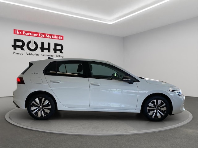 Volkswagen Golf 1.5 TSI BMT Golf VIII