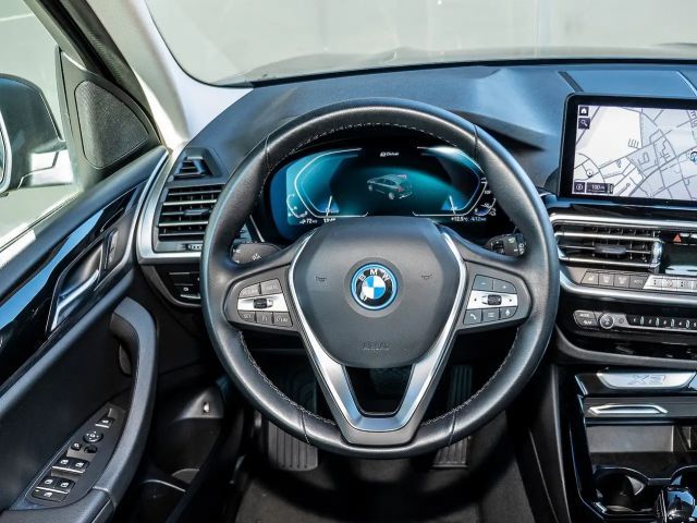 BMW X3 xDrive30e