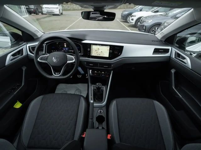 Volkswagen Taigo Goal TSI 6-Gang Navi uvm