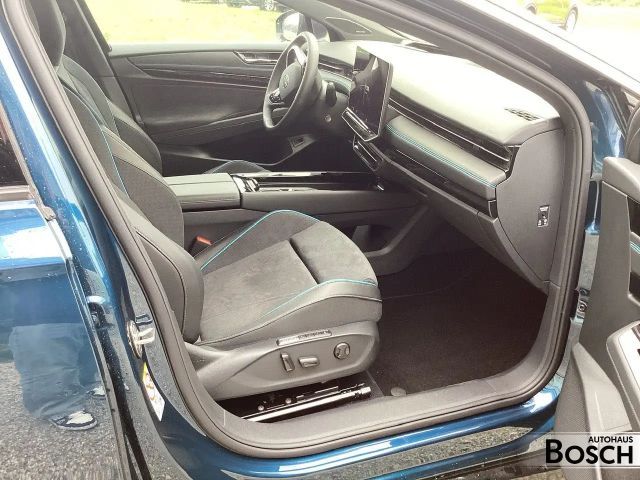 Volkswagen ID.7 IQ.Drive Pro