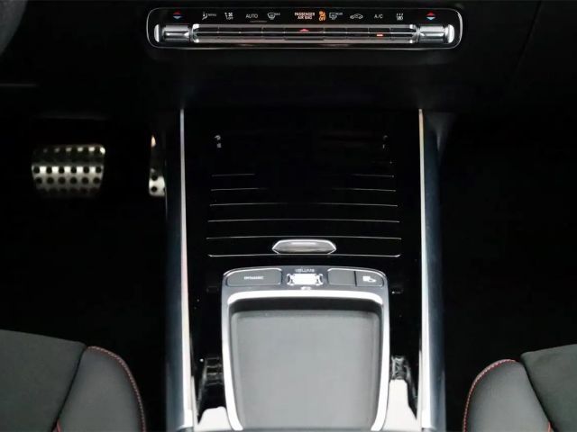 Mercedes-Benz EQA 300 4MATIC