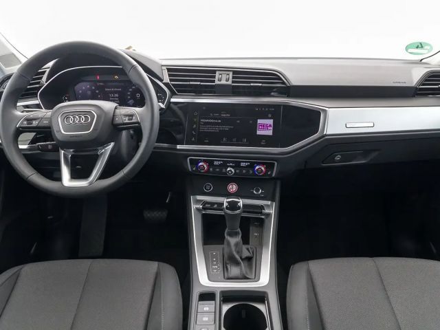 Audi Q3 35 TFSI S-Tronic