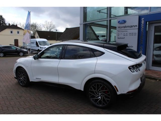 Ford Mustang Mach-E AWD GT