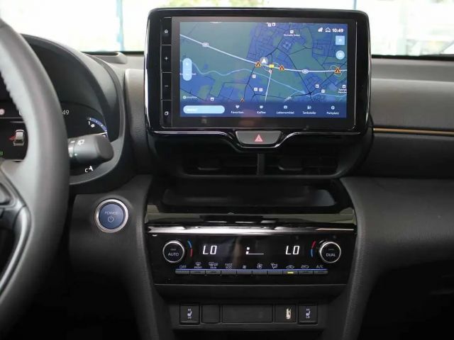 Toyota Yaris Cross Adventure Advanced Safety Paket HUD PDC 18Zoll ele