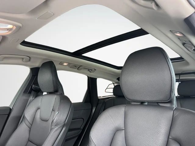 Volvo XC60 AWD Geartronic Momentum