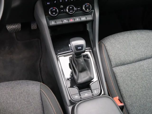 Skoda Karoq 1.5 TSI Ambition Clever