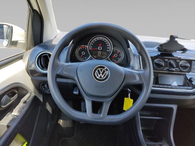 Volkswagen up! Move Move up!