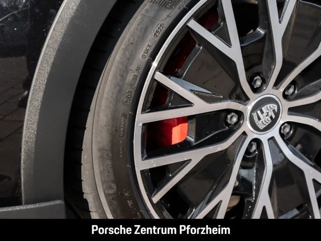 Porsche Taycan 4S Cross Turismo