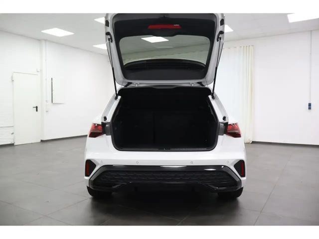 Audi A3 35 TFSI S-Line Sedan Sportback