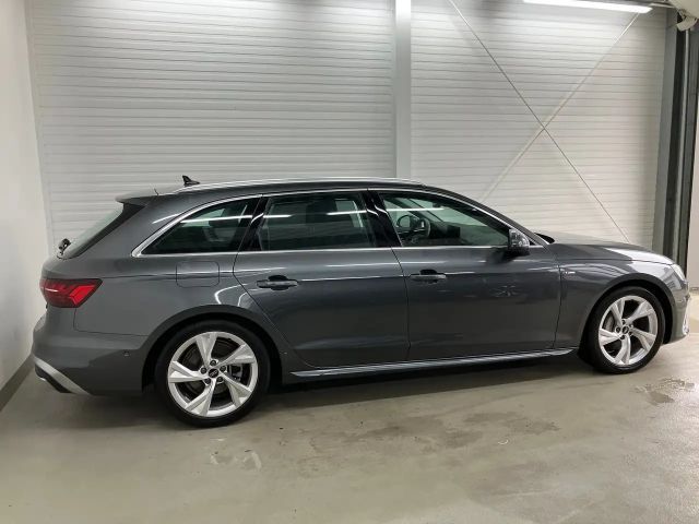 Audi A4 40 TDI Quattro S-Line