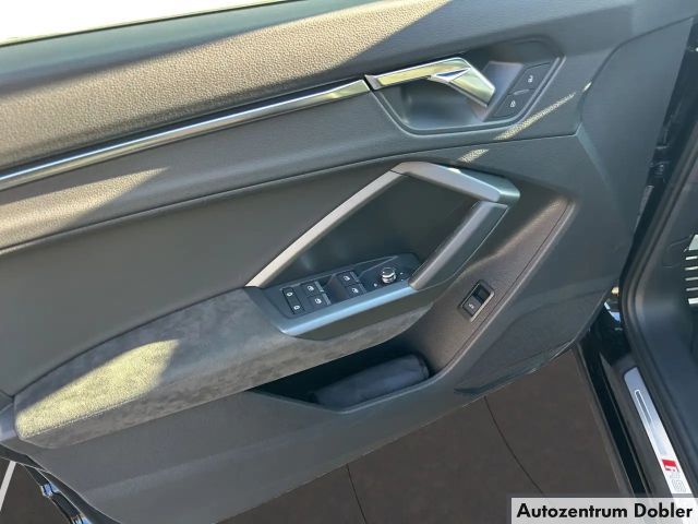 Audi RS Q3 Quattro S-Tronic