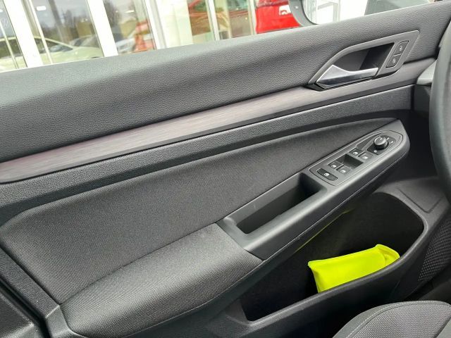 Volkswagen Golf 2.0 TSI DSG Style
