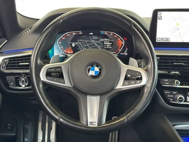 BMW 520 520d M-Sport Touring