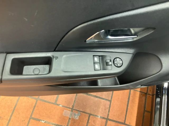 Opel Corsa F 1.2 SHZ+PDC+Bluetooth+SpurHalte+