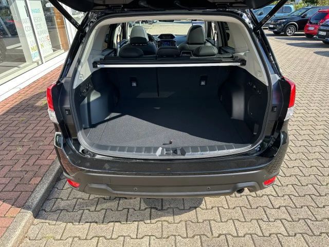 Subaru Forester 2.0ie EDIT.  BLACK PLATINUM