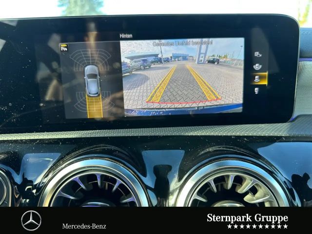 Mercedes-Benz A 200 AMG Line