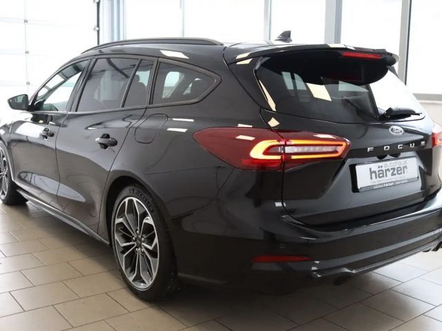 Ford Focus ST Line Wagon
