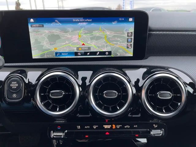 Mercedes-Benz A 200 A 200 d Progressive