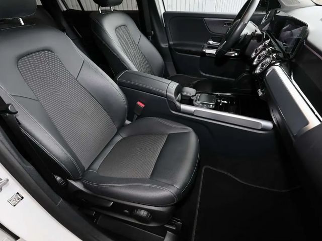 Mercedes-Benz GLB 220 GLB 220 d