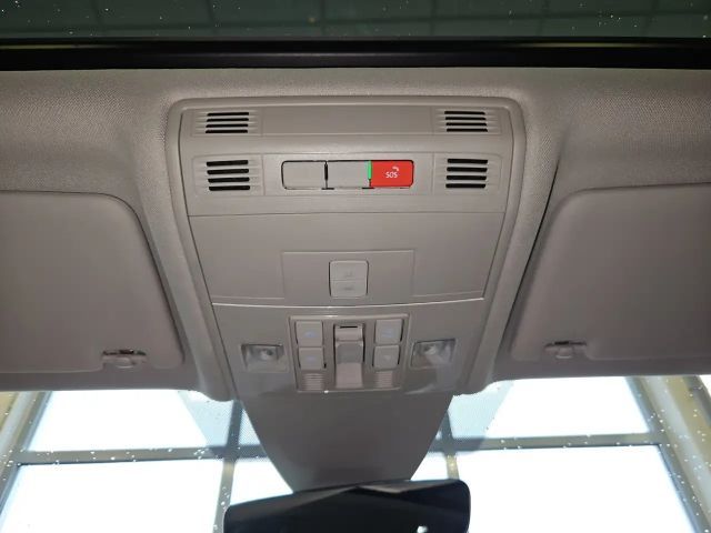 Volkswagen Touran 1.5 TSI Highline Style