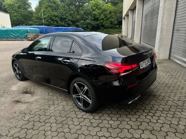Mercedes-Benz A 200 A 200 d Progressive