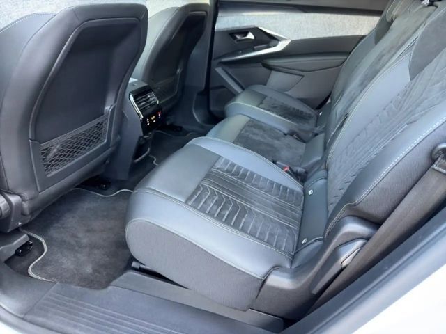 Peugeot E-5008 GT-Line