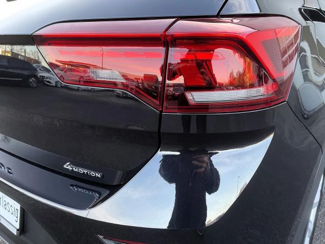 Volkswagen T-Roc 2.0 TSI 4Motion DSG Sport