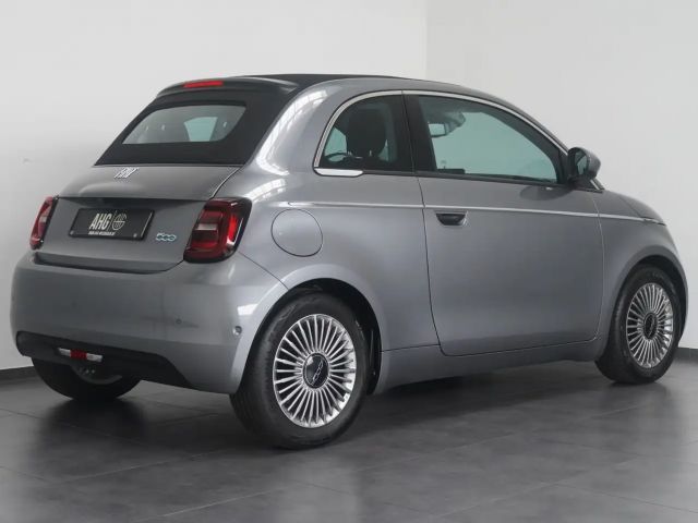 Fiat 500e Cabrio 87KW/42kWh/DC-LADEN/CARPLAY/DAB/SOH