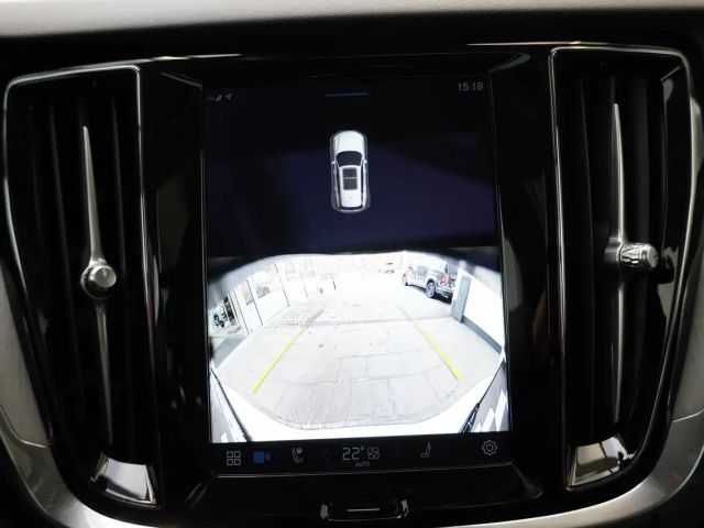 Volvo V60 AWD Plus T6