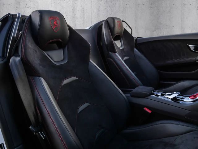 Lamborghini Huracan EVO RWD Spyder